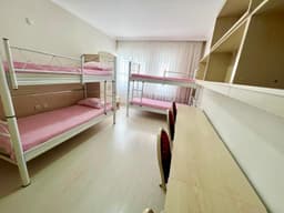 Dört Kişilik Oda küçük resim 1